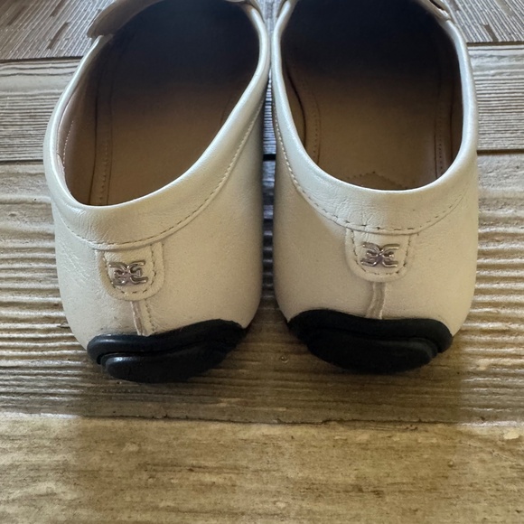 Sam Edelman white slip on loafer - Picture 3 of 5